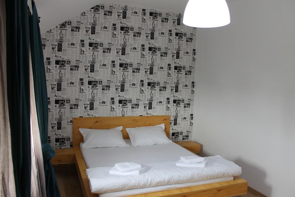 News Apartment Bukarest Zimmer foto